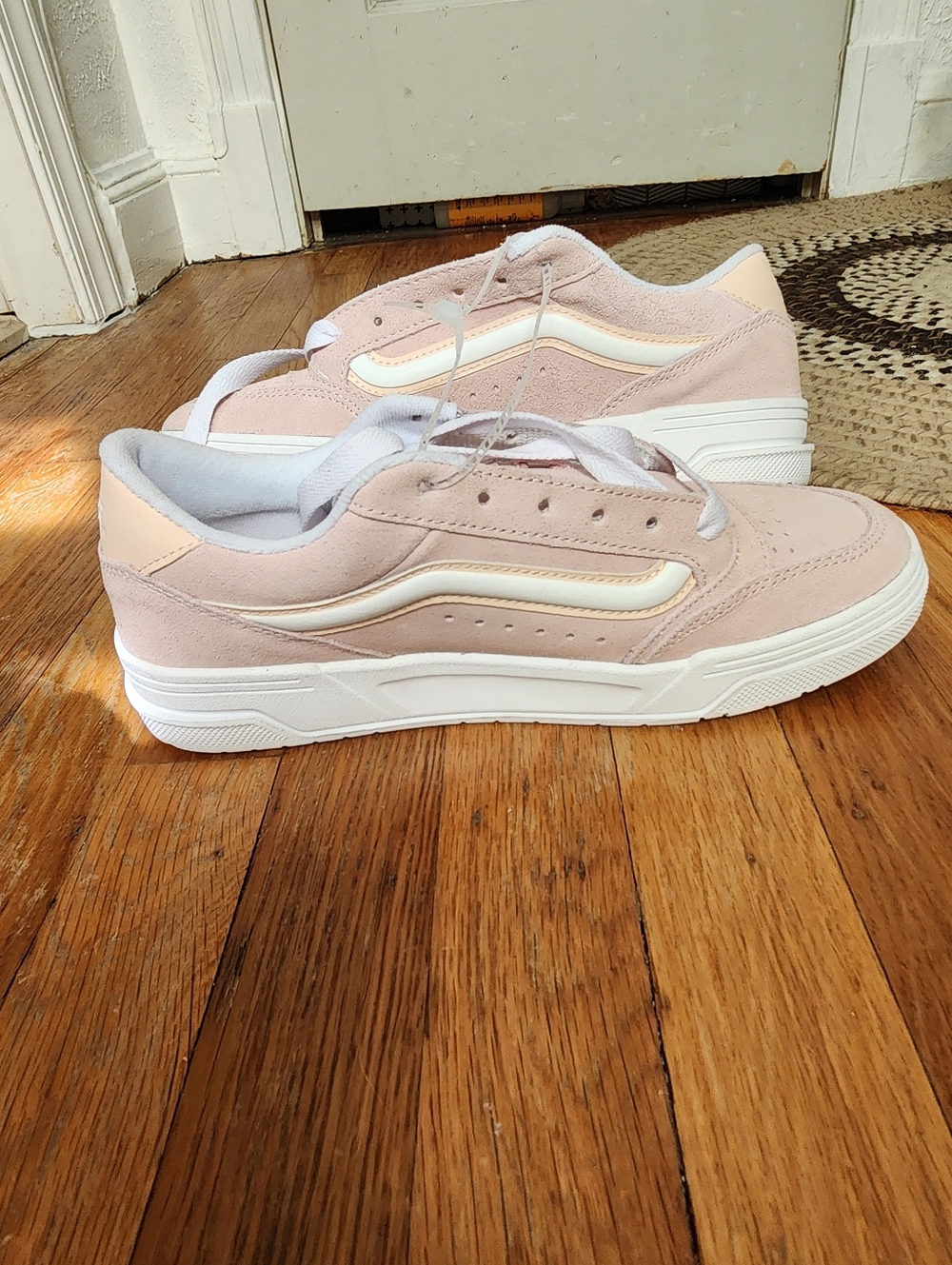 Low-Top Suede Sneakers in Blush Pink and White